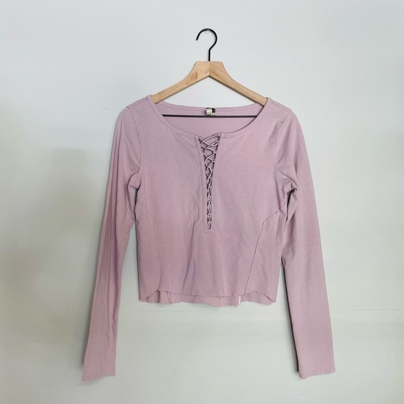 Free People Lavender Lace Up Long Sleeve Cut Off Top - Picture 1 of 9